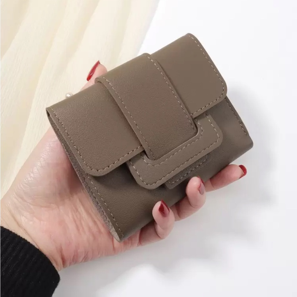 ⚠️Clearance Coffee Brown Tri Fold Wallet / Cardholder